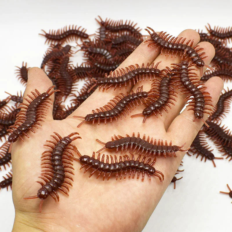 Zelixo Fake Bug Prank Set 12/48pc — Realistic Cockroach Spider Halloween Decor